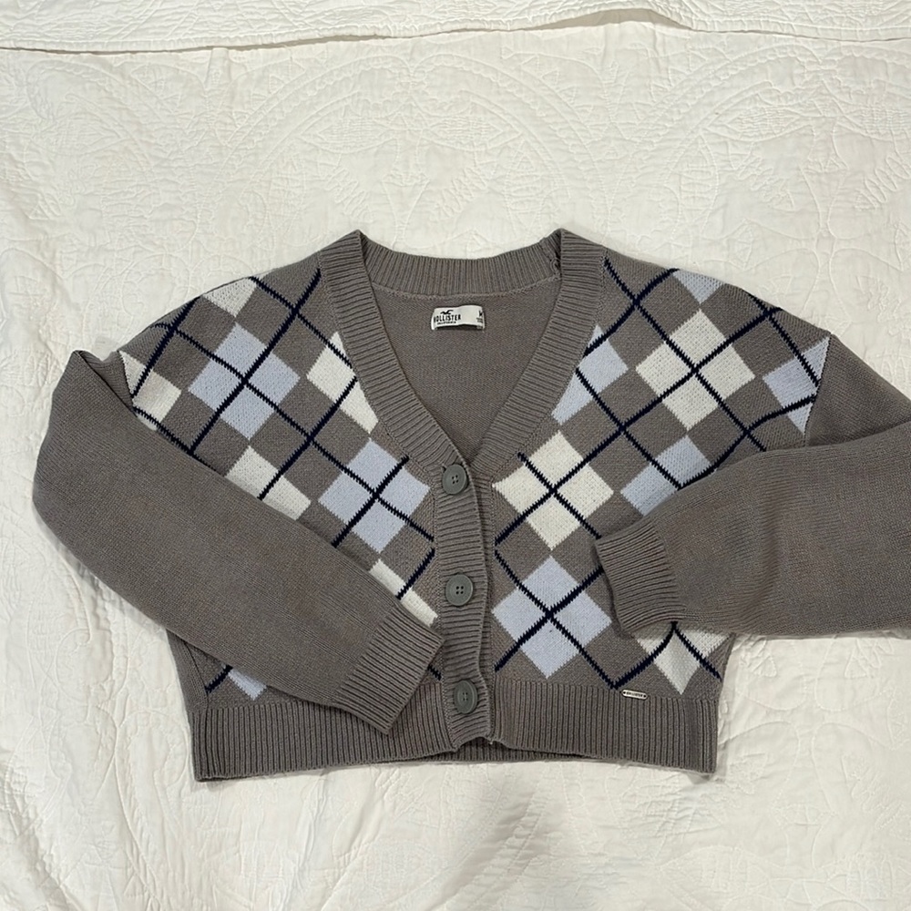 Hollister crop argyle cardigan
